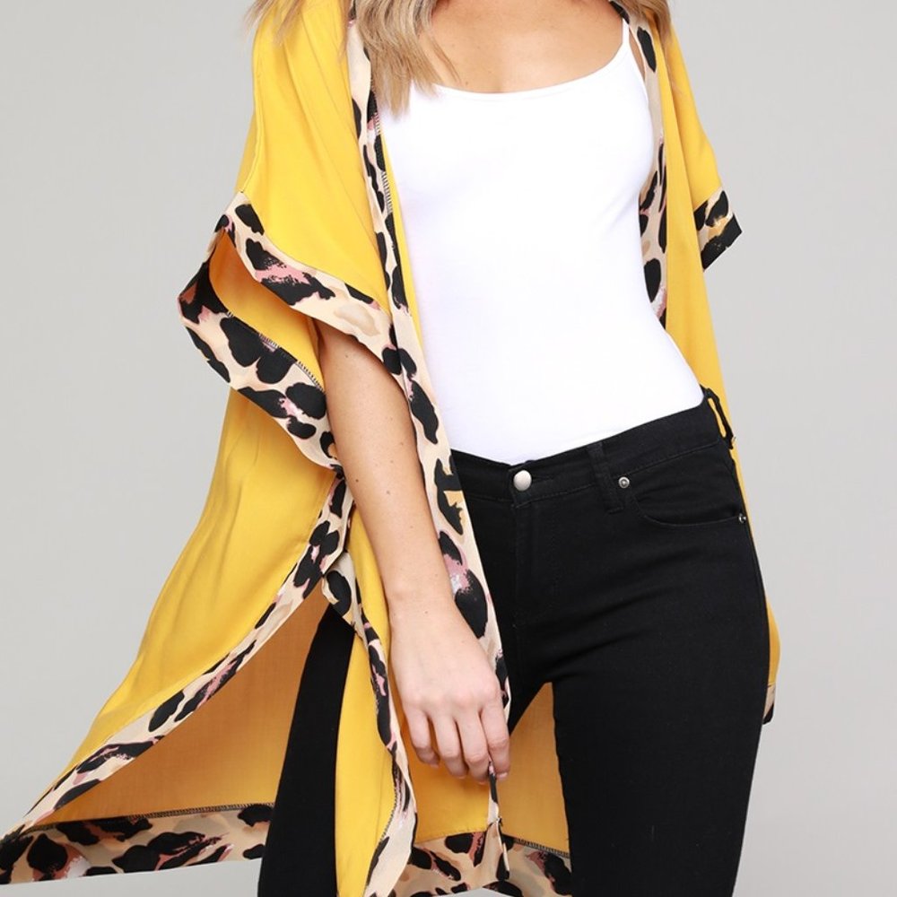 MUSTARD LEOPARD KIMONO